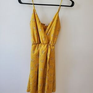 Everly womens yellow print spaghetti strap feminine sundress size small